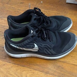 Nike Women's Black Running Shoes